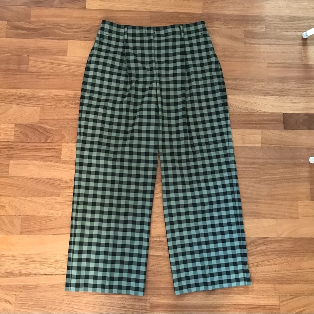 Intrend (Max & Co. outlet) sage gingham wide-leg pleated pants